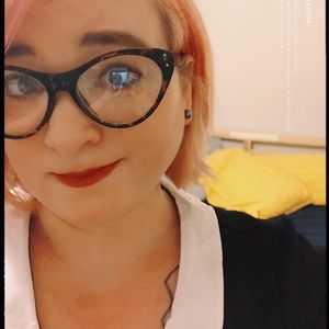 Meet your Posher, Joy